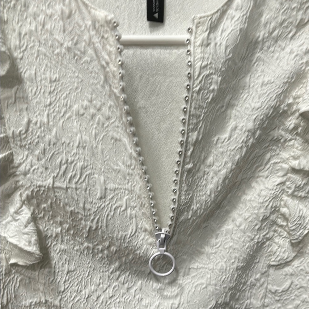 Zara White Textured Ruffle Top - Picture 5 of 7